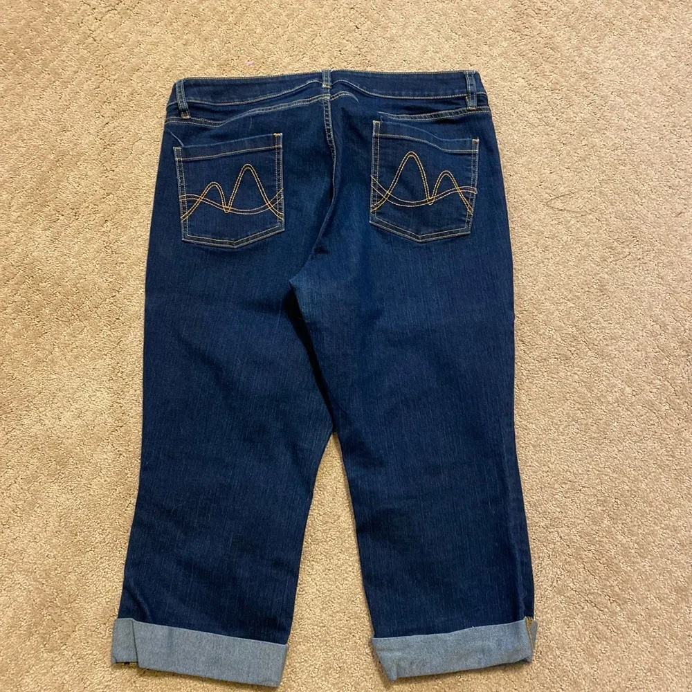 NWOT NY & Co. - Curvy & skinny crop (sits at lower waist crop jeans, Size: 14
